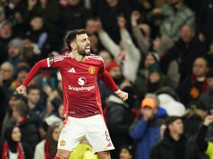 Video: Kiper Rangers Blunder, Manchester United Menang 2-1