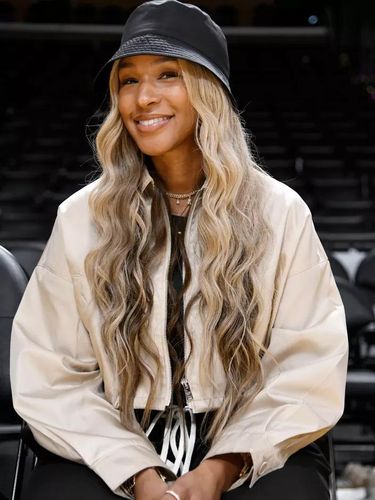 Ide warna rambut Blonde & Brown