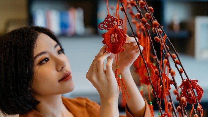 Kenapa Dekorasi Imlek Identik Warna Merah?