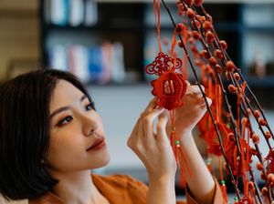 Kenapa Dekorasi Imlek Identik Warna Merah?