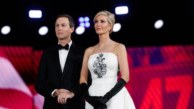 Foto Ivanka Trump Tampil Bak Audrey Hepburn di Malam Inaugurasi Donald Trump