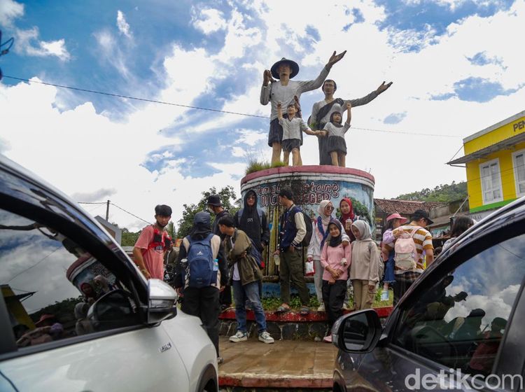 Jalan-jalan Murah Meriah ke Baduy Naik Transportasi Umum
