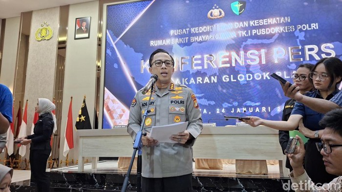 Kabid Humas Polda Metro Jaya Kombes Ade Ary Syam Indradi (Taufiq S/detikcom)