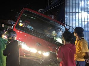 Kecelakaan Maut Truk Vs Pikap di Mamuju, 1 Orang Tewas