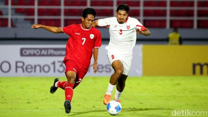 Laga Timnas Indonesia U-20 Vs Yordania U-20 Laga Timnas Indonesia U-20 Vs Yordania U-20 dalam ajang Mandiri U-20 Challenge Series 2025 di Stadion Gelora Deltas Sidoarjo Jatim, Jumat (24/1/2025).