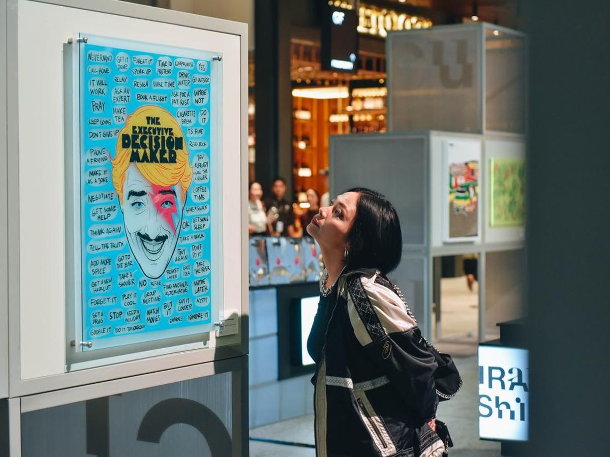 Uning mushuk it uslubini yoyadi