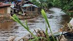 Menunggu Normalisasi Kali Ciliwung di Bukit Duri