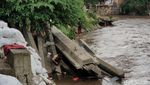 Menunggu Normalisasi Kali Ciliwung di Bukit Duri