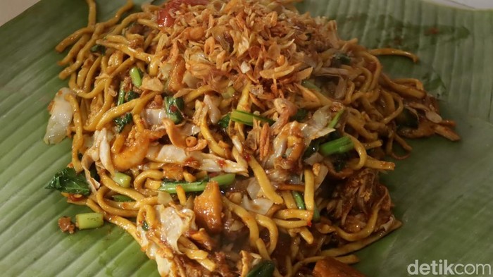 Mie goreng legendaris di Bandung
