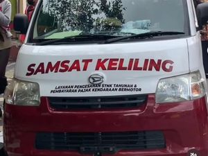 Heboh Mobil Samsat Keliling di Parepare Tak Pakai Pelat