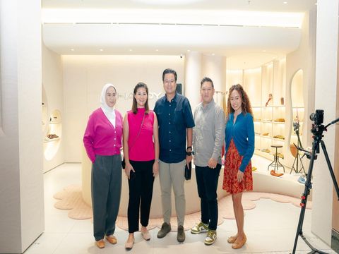 Pembukaan Shaddy Flagship Store Pembukaan Shaddy Flagship Store