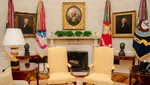 Penampakan Kantor Donald Trump di Ruang Oval, Tombol Diet Coke Dipasang Lagi!