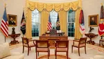 Penampakan Kantor Donald Trump di Ruang Oval, Tombol Diet Coke Dipasang Lagi!