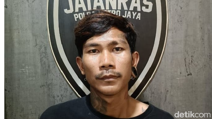 Pria inisial RS, pembunuh pria di Taman Omen, Ciputat, Tangsel.