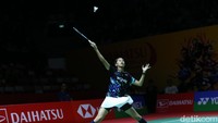 Putri Kusuma Wardani bertanding melawan Hsu Wen-chi di babak perempatfinal Indonesia Masters 2025.