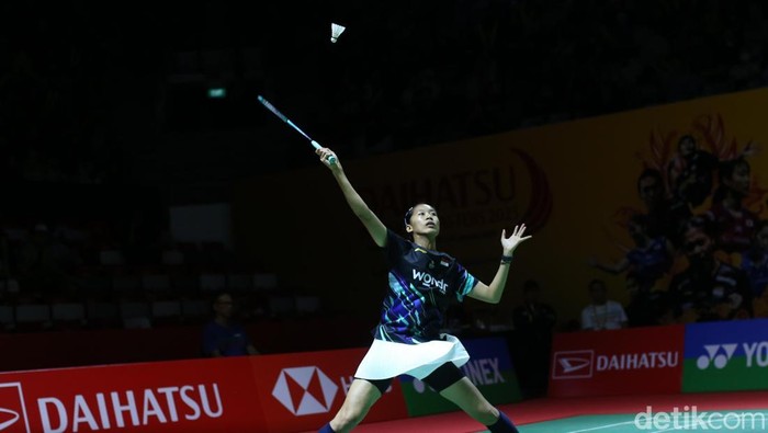Putri Kusuma Wardani gagal lanjut ke semifinal Indonesia Masters 2025. Putri dibungkam wakil Taiwan, Hsu Wen-chi.