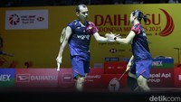 Dengan kemenangan ini, Rinov/Lisa melaju ke semifinal Indonesia Master 2025.  