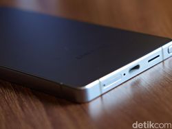 Unboxing Samsung Galaxy S25 Ultra Titanium Silverblue, Mewan Nan Menggoda