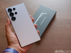 Unboxing Samsung Galaxy S25 Ultra Titanium Silverblue, Mewan Nan Menggoda