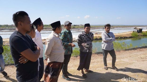 SHM di perairan Desa Gersik Putih, Sumenep.