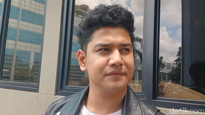 Syakir Daulay usai menjadi bintang tamu Pagi Pagi Ambyar di Trans TV.