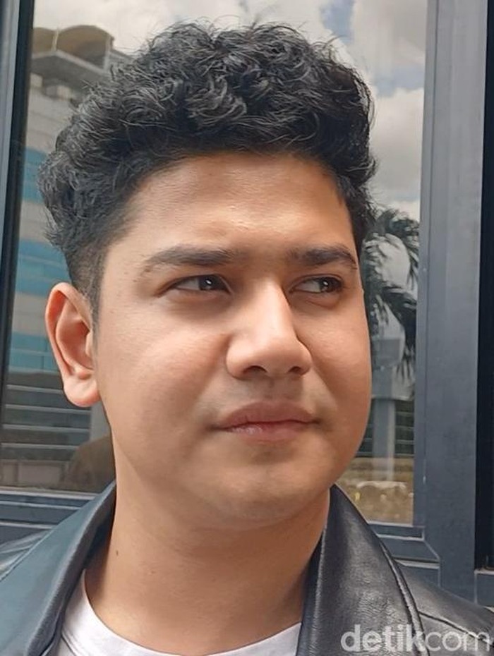 Syakir Daulay usai menjadi bintang tamu Pagi Pagi Ambyar di Trans TV.