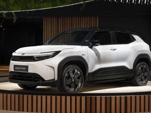 Kapan Toyota Jual Mobil Listrik Kembaran Suzuki eVitara di Indonesia?