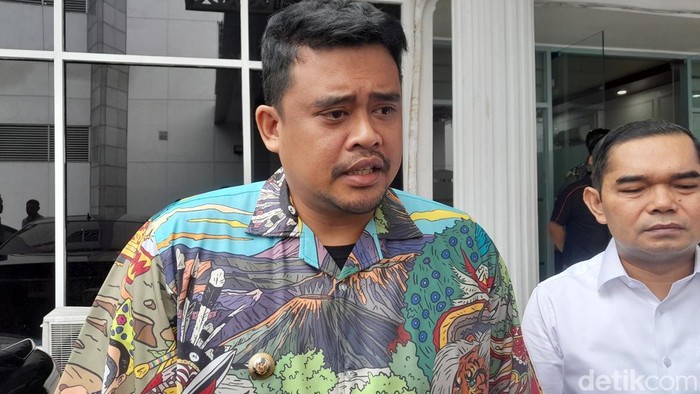 Wali Kota Medan Bobby Nasution di Kantor DPRD Sumut. (Nizar Aldi/detikSumut)