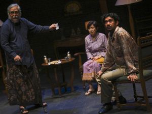 Lakon Dag Dig Dug Teater Populer: Nyeleneh dan Sarat Kritik Sosial