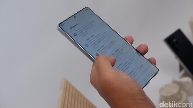 Galaxy AI di S25 Ultra Galaxy AI di S25 Ultra