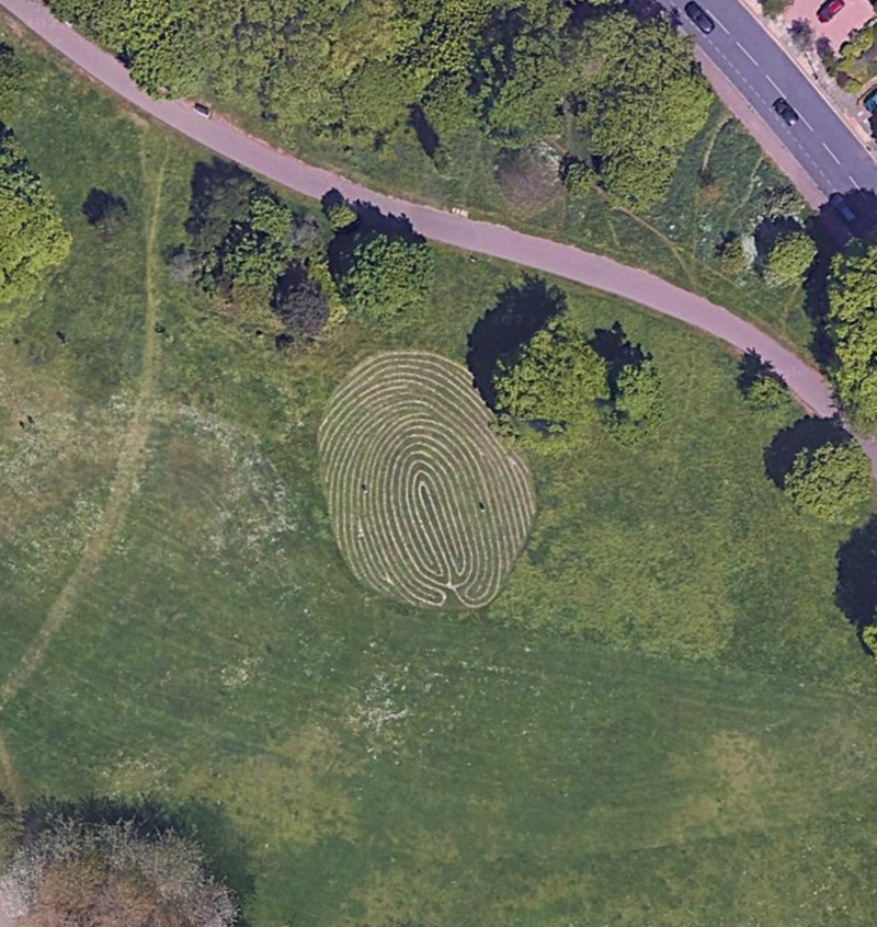 Keanehan Google Earth