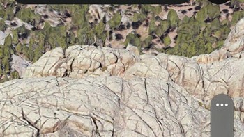 Pintu di Balik Gunung Rushmore Foto: Boredpanda