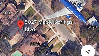 Seorang Agen Properti Membagikan Rumah Untuk Dijual. Saat Dicek Posisinya Di Google Earth Ternyata Jalur Penerbangan Dallas Love Field Foto: Boredpanda