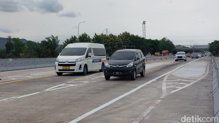 Kondisi di Tol Cipali saat libur panjang.