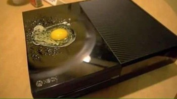 Para gamer yang suka tiba-tiba laper mungkin bisa coba cara masak satu ini. (Foto: Twitter/PicturesFoIder)