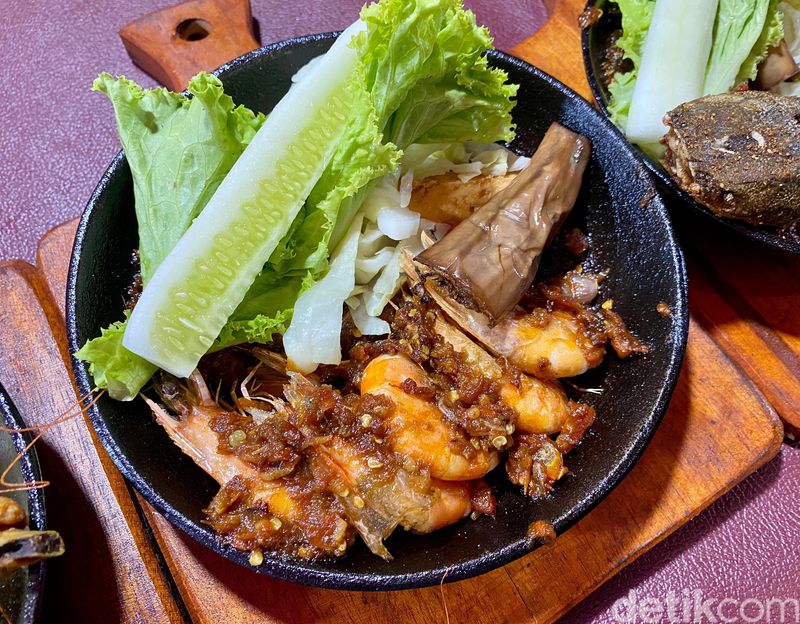 Mantul! Modal Rp 12 Ribu Bisa Makan Nasi Sambal Bakar Enak di Sini