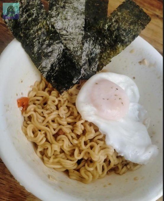 Mie Goreng Rp 6 Ribu Topping Nori dan Telur Ini Picu Perdebatan