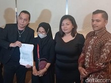 Istri Bantah Nanang Gimbal Pemabuk dan Punya Pisau untuk Bunuh Sandy Permana