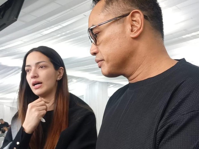 Nia Ramadhani dan Ardi Bakrie