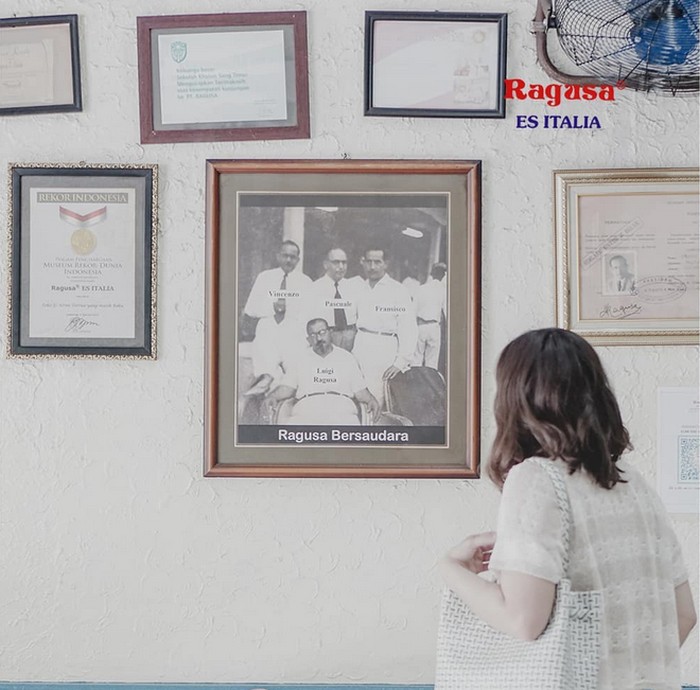 Nostalgia Perjalanan Ragusa Es Italia yang Ada Sejak 1932 di Jakarta