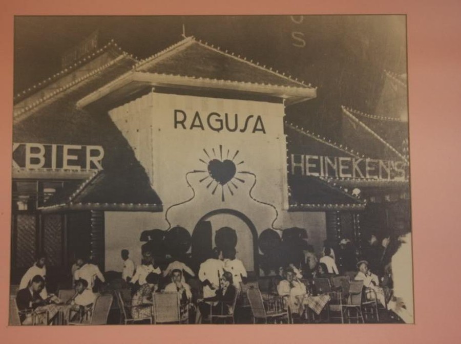 Restoran Indonesia Legendaris