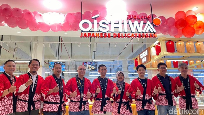 Oishiwa Buka di Transmart Cibinong