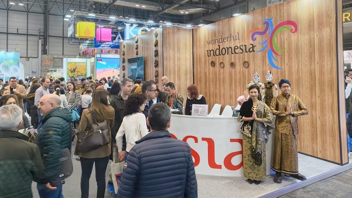 Paviliun Indonesia di FITUR 2025