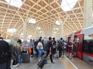 73 Ribu Tiket Whoosh Terjual untuk Long Weekend Imlek, Hari Ini Ludes