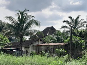 Menyusuri Perumahan Elite Bengkel Kereta Api Kolonial Belanda di Medan