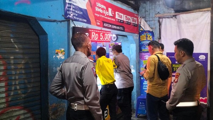 Polisi mendatangi TKP pemalakan di Ciputat, Tangsel
