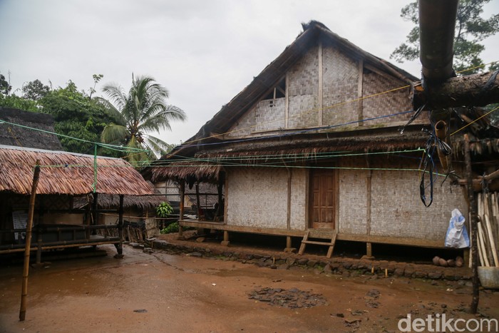 Rumah masyarakat adat Baduy