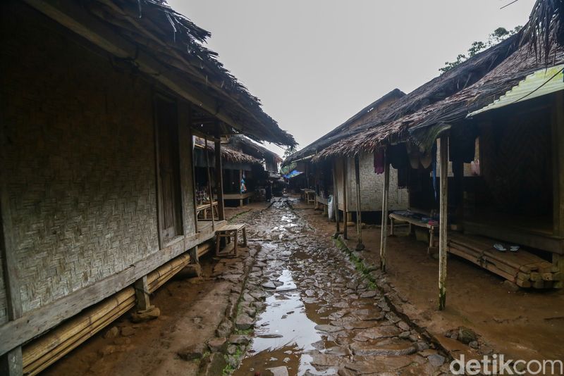 Rumah masyarakat adat Baduy