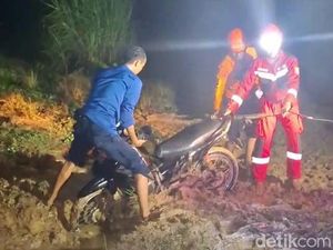 Tangisan Pria Bandung di Tengah Hutan Karawang, Sesat karena GPS