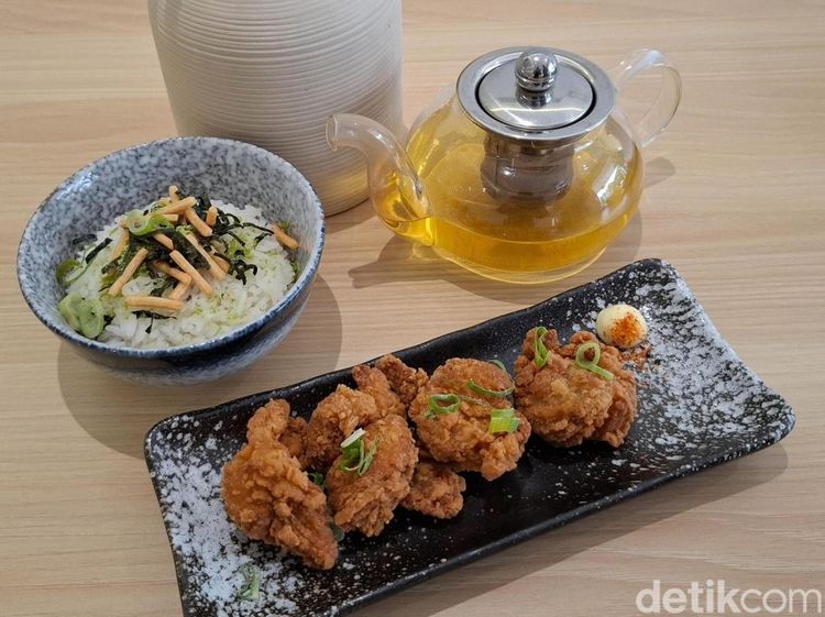 Unik! Ada Nasi Berkuah Teh di Tea Room ala Jepang